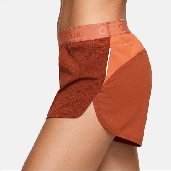 Outdoor Voices Pants - Outdoor Voices Lightspeed Pebble Athletic Shorts Extra Large